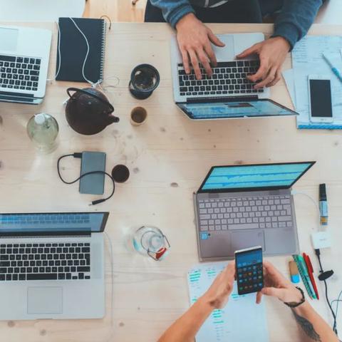 怎么与人工智能聊天软件