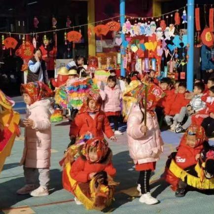 武汉市青山区金帆艺术幼儿园收费名细？