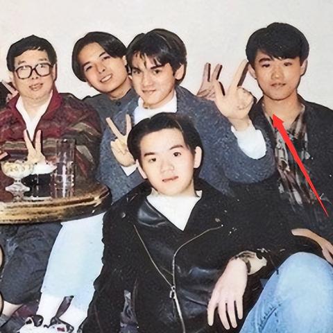 厦门大学厕所门福利的相关长尾关键词有哪些