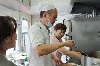 电磁炉烧水不停机怎么办