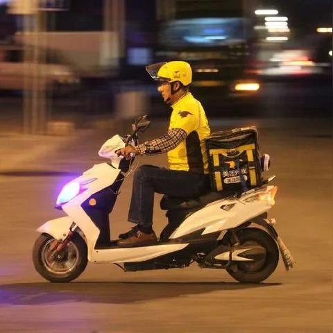 广州市外卖车上什么牌