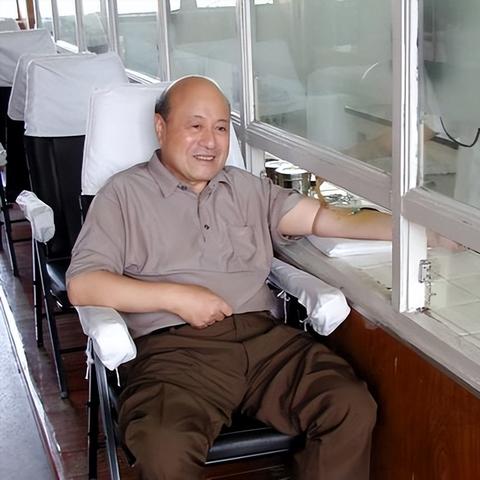 杭州、义乌、上海哪个离浙江最远？