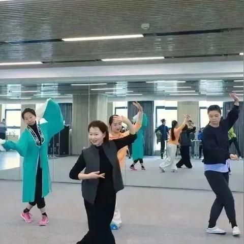 河南豫剧3团的相关长尾关键词有哪些