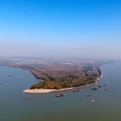 南通市和苏州市哪个大