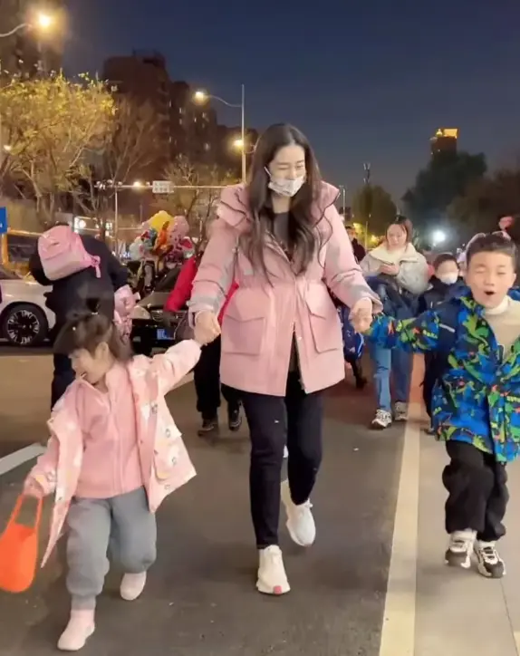 无人直播可以拍点什么 初次玩快手拍点什么呢