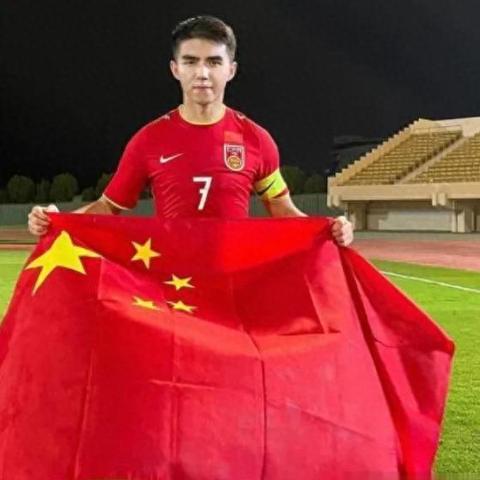 足球球员经验怎么用