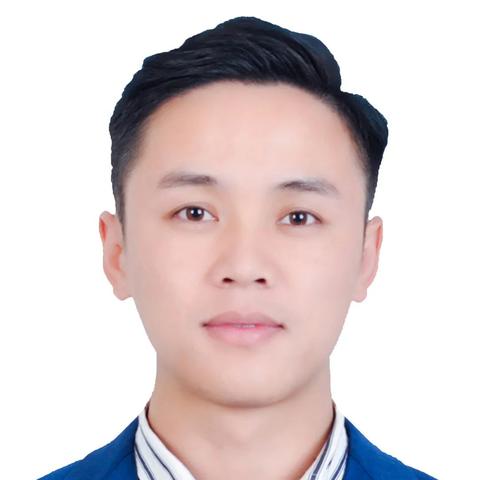 鸿发集团董事长是谁？