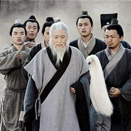 手掌纹路暗藏天机？你的命运线早已写下答案