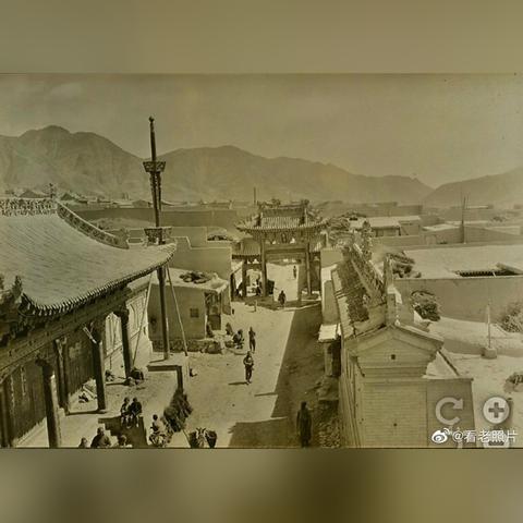 请问兰州英皇KTV小包厢中包最低消费多少？