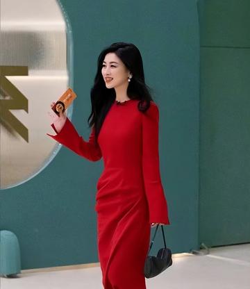 朱珠最惊艳的三张全身照片