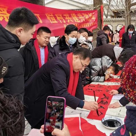 保定市春节哪里玩