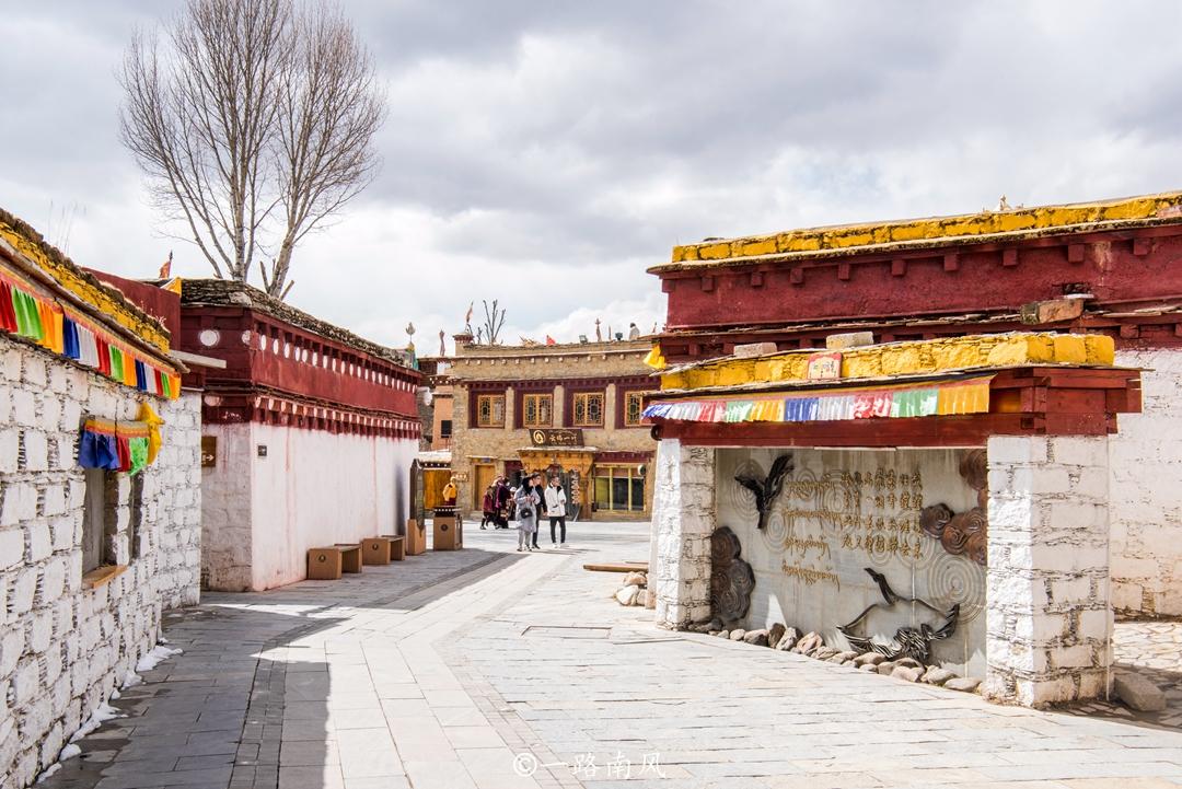 理塘旅游有什么美食（腊月25单人自驾318川藏）