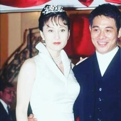 健身操广场舞减肥操60分钟.健身广场舞减肥操30？