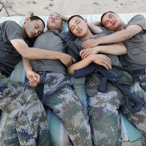 研究生（地方生）特招进入部队的条件有什么？