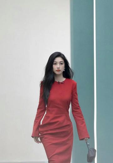 朱珠最惊艳的三张全身照片