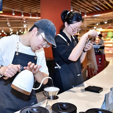 东湖咖啡小镇门票？