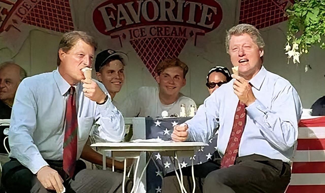 华尔街用一个词来预测2026年：“岌岌可危”