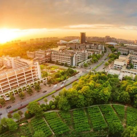 大连房价比沈阳相关长尾关键词有哪些