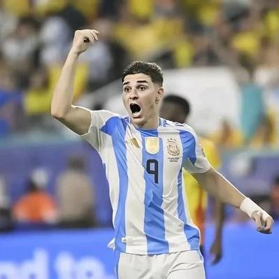 智利阿根廷足球比赛的长尾关键词有哪些