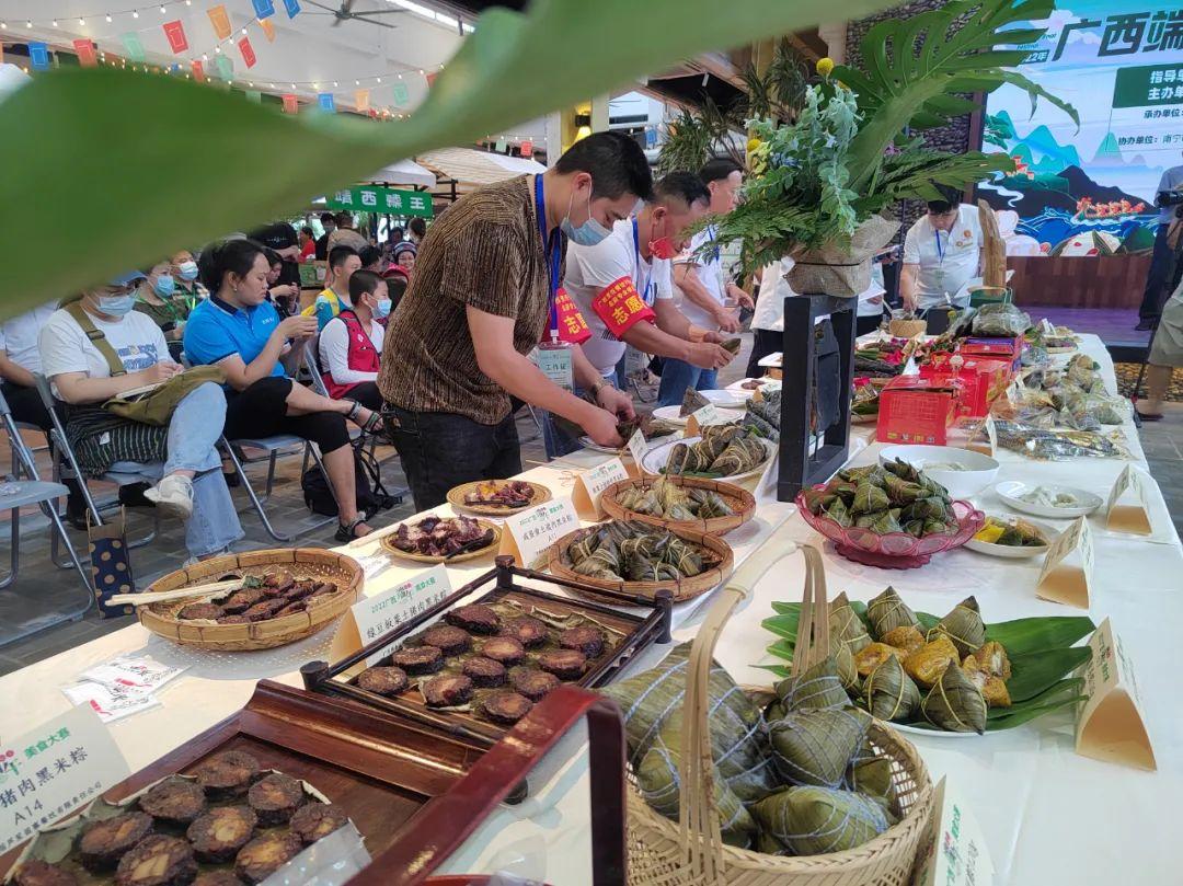 河池东兰县有什么美食（贵州不得不去不得不吃的景点小吃）