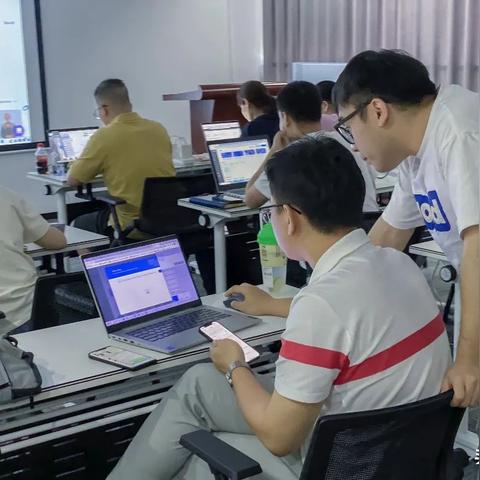 跨境配音哪个好