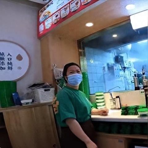 深圳做服务员工资多少相关长尾关键词有哪些