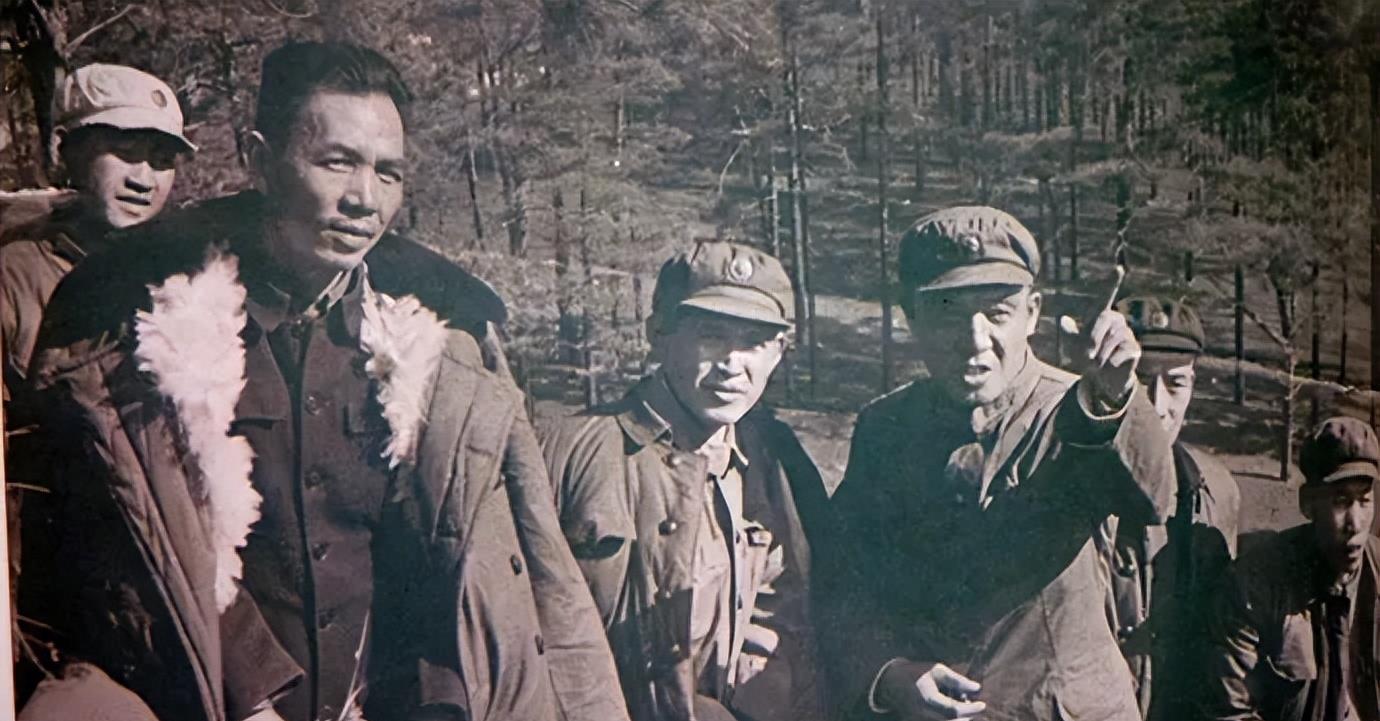 【上海3名干部被免职
 /上海3名干部被公诉】