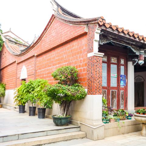 泉州市西山寺庙在哪里