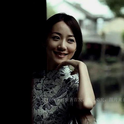 昆明市范伟律师简介的长尾关键词有什么