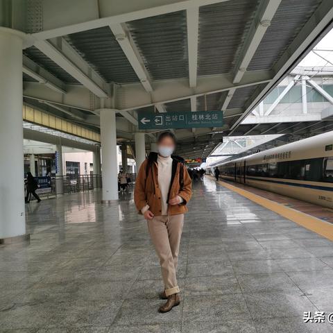 航拍高铁桂林北站视频相关长尾关键词有哪些