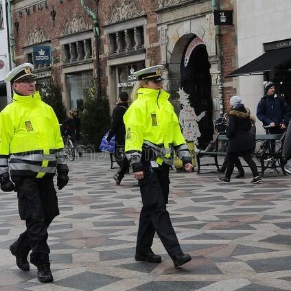 合肥市哪里有五险一金买