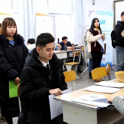 厦门市政府合同工多少钱
