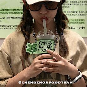手打柠檬茶美女南宁的相关长尾关键词有哪些