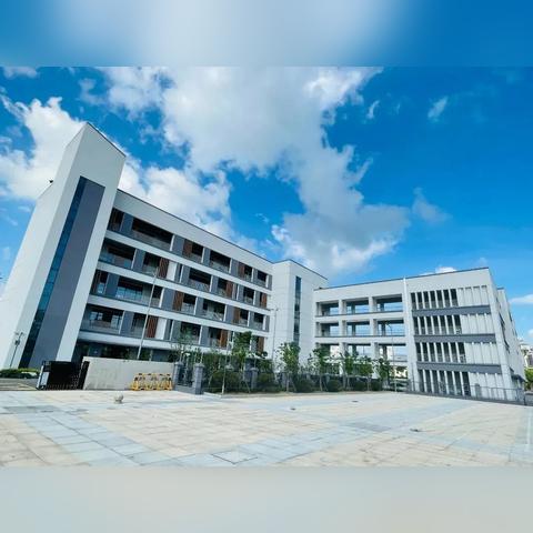 苏州市甪直中学怎么样