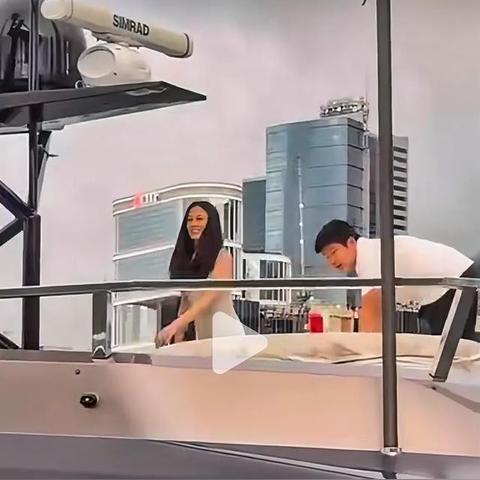 青岛友谊游艇俱乐部坐几号地铁？