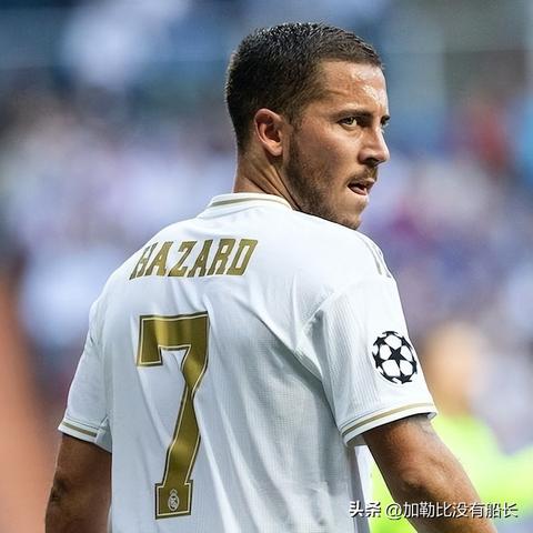 皇马足球运动员开什么车的长尾关键词有哪些