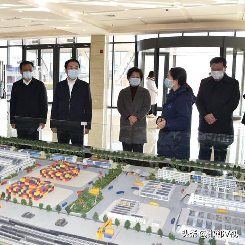 出口中亚跨境电商平台 相关的长尾关键词有哪些 