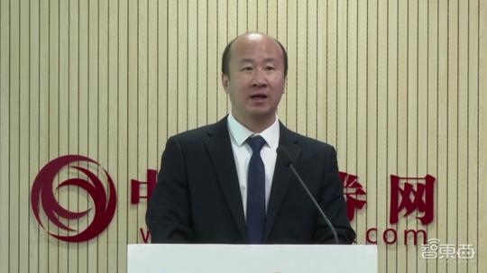 前仙童半导体总监创业，捧出一个国产模拟芯片ipo
