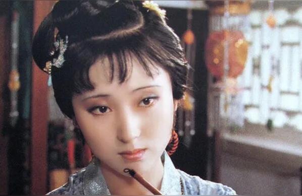 抖音副業(yè)賺錢(qián)是真的嗎還是假的啊知乎小說(shuō)下載安裝抖音最近出教程教人賺錢(qián)的都是什么套路 運(yùn)營(yíng)百科