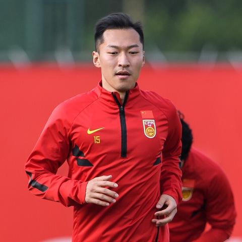 董路评价足球比赛的长尾关键词有哪些