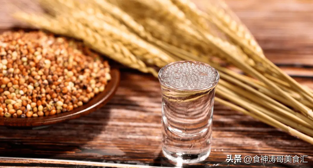 烟酒店一年能赚100万吗 俄罗斯一年能赚100万吗