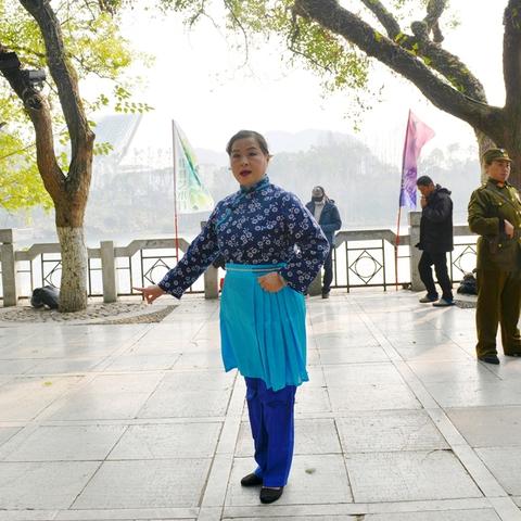 广西桂林戏剧彩调全集相关长尾关键词有哪些