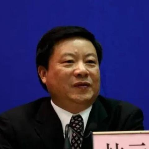 广州正厅级退休金标准？