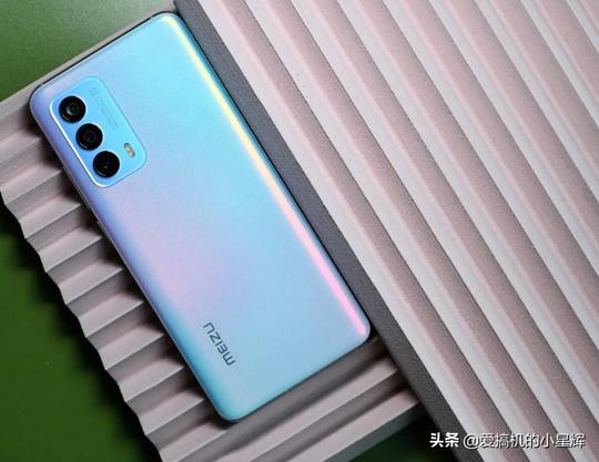从3699跌至2749元，骁龙888plus+30倍变焦，2k屏旗舰加速清仓