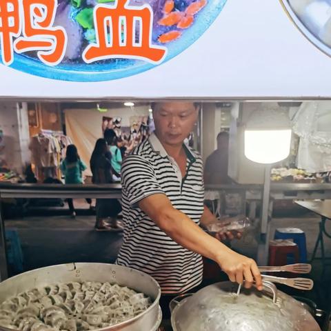 清淡的餐厅南宁的相关长尾关键词有哪些