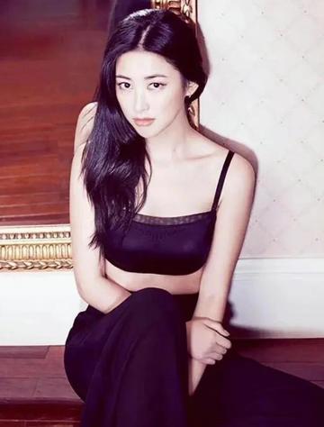  朱珠胸罩性感内衣代言照片