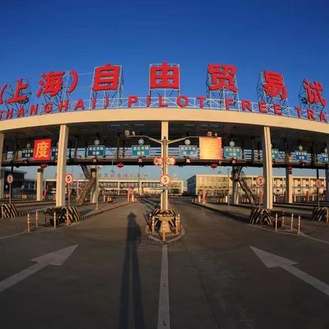 跨境直播平台选择哪个