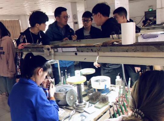 报考人数较少的冷门专业，实际上毕业生很紧俏，只是工作形式特殊