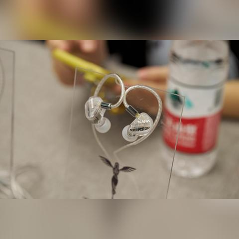 2023生肖鸡女运势(2023年生肖鸡运势完整版)