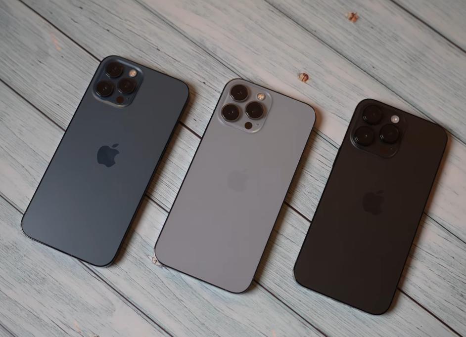 第一代iphone由苹果公司前ceo  史蒂夫乔布斯,于2007年1月9日发布